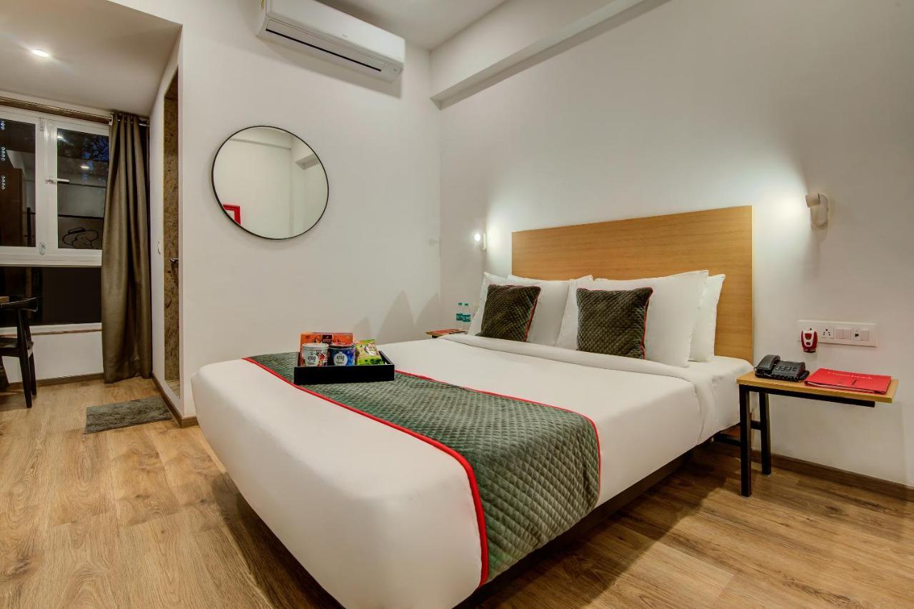 Hotel Vaccinated Staff- Oyo Townhouse 105 Khar West Station Bombaj Exteriér fotografie