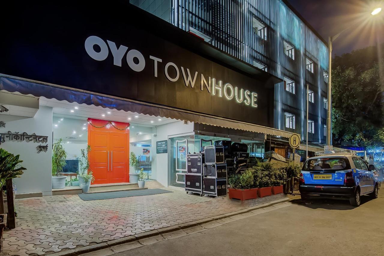 Hotel Vaccinated Staff- Oyo Townhouse 105 Khar West Station Bombaj Exteriér fotografie